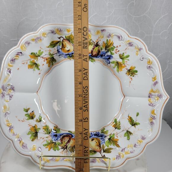 Vintage Italian Serving Platter Scallop Raised 13" White Floral Serving Plate - Picture 15 of 16